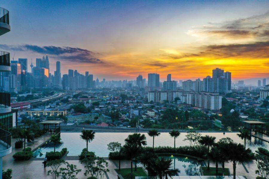 10Mins To Klcc W Lrt+Mall+Netflix Muji Urban كوالالمبور المظهر الخارجي الصورة